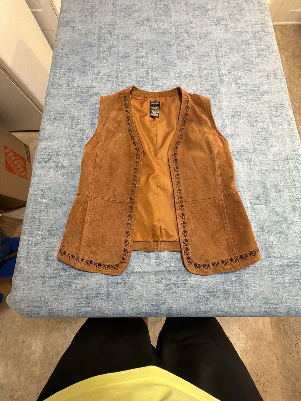 Outbrook Vintage Suede Leather Vest Embroidered Spice Brown Size 8/10